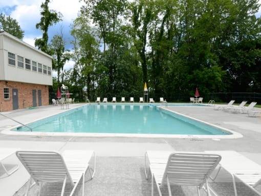 $1,528 / 2br - 1240ft2 - En Owings Mills, Pagos de alquiler en línea, 2H/2B (1 Millpaint Ln, Owings Mills, MD)63685908870017123