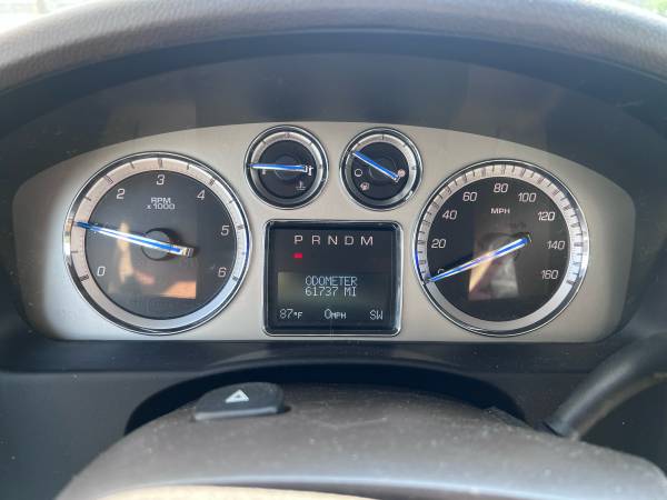 2014 Cadillac Escalade AWD - $18,500 (West Seneca)63483359804419124