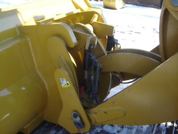 2020 CAT 918M - $99,000 (Milford,MA)63443162947075122