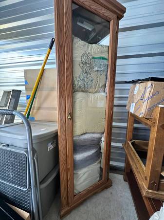 Lighted Cherry Corner China Cabinet 1