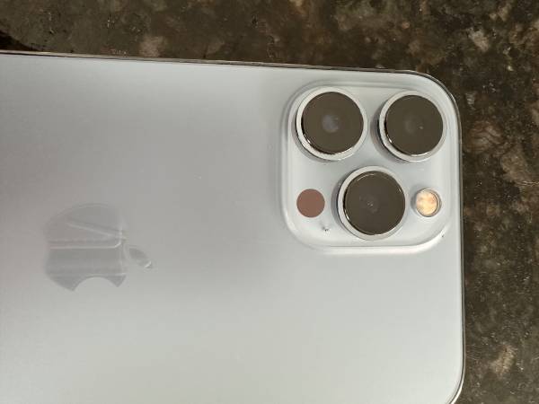 iPhone 13 Pro Max 256gb unlocked sierra blue excellent condition