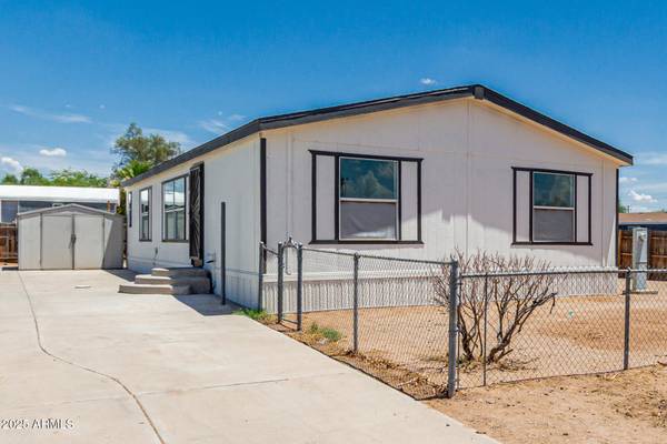 $280,000 / 4br - 1568ft2 - 4 Bed Residential in Mesa (Mesa, AZ, $280,000) (Mesa, AZ)64143913715329124