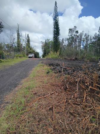 $140,000 3 acres en subdivisión orchidland avenida 38. 1 acre despejado, (keaau)63686710366593121