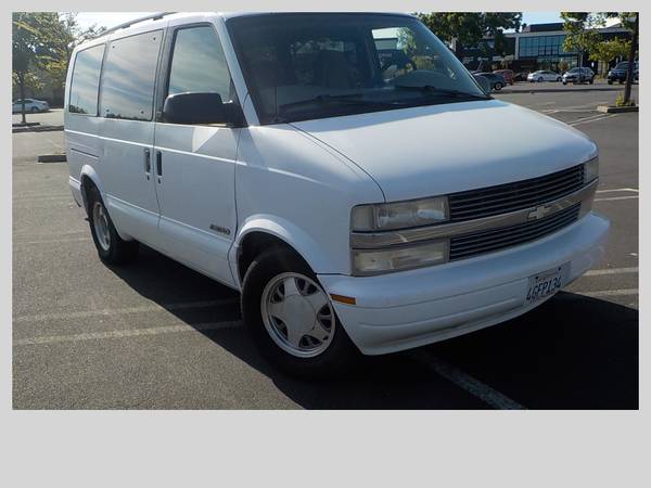 1999 Chevy Astro Van. Furgoneta para pasajeros n.º 002 - $5,11163477387111809123