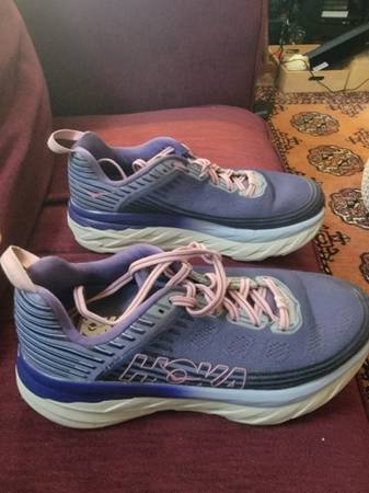 Zapatos para mujer Hoka Bondi 6, talla 8.5. ¡Como nuevos! - $70 (bernal heights)63471458801921120