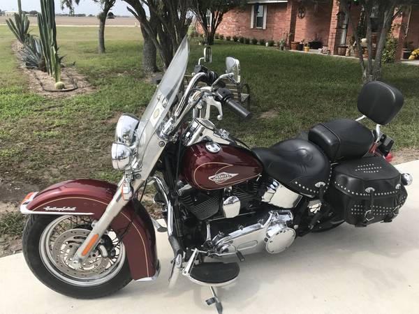 2009 Harley Davidson Heritage Classic Softail - $5.900 (Iroquois)63437645692545124