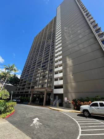$2,650 / 2br - 888ft2 - Available 1 bed/1bath/1 prkng at Kukui Plaza (Honolulu)63939395917058120