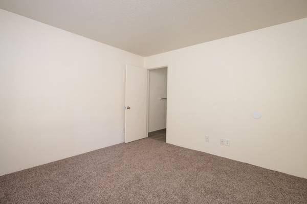 $1,595 / 2br - 1025ft2 - 2nd floor 2 bed/2 bath with immediate move in available! (Tigard)63842024467587123