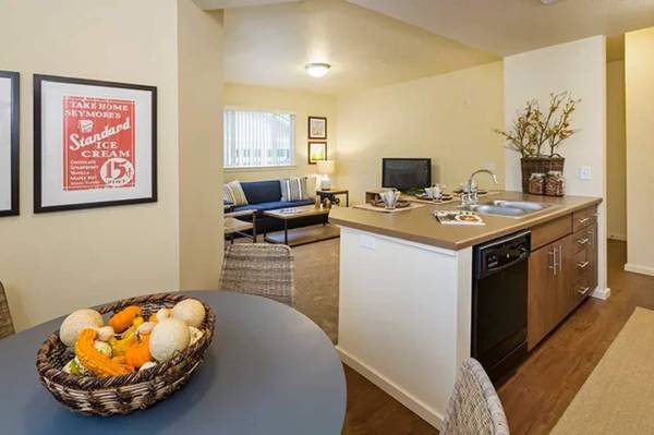 $1,059 / 1br - 24-Hour Professional On-Site Maintenance, Cybercafé, 1 BD (2865 W Elliott Dr, Spokane, WA)63969875439491122