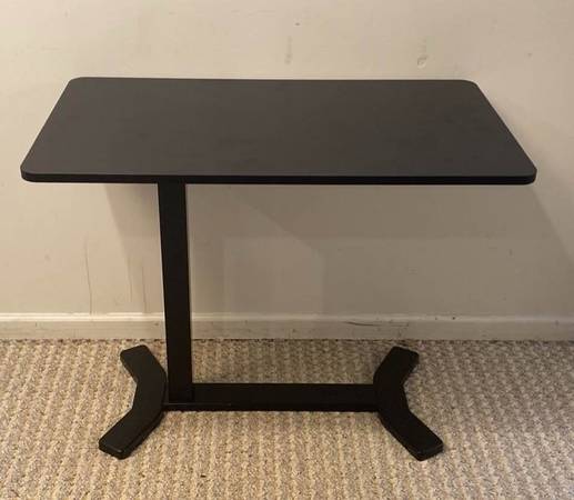 🖤 Adjustable Height Overbed / Side Table – Sleek Black 🖤 1