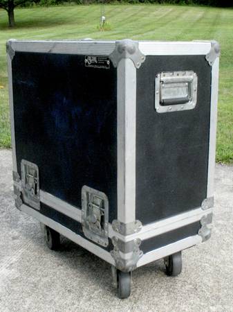 GUITAR AMP ROAD CASE 1