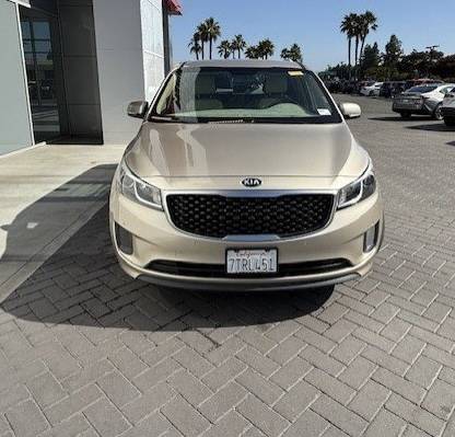 Furgoneta Kia Sedona LX 2017 _Cuero - $12,499 (santa rosa)63654703604225121