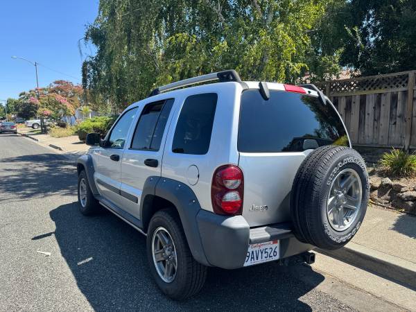 2005 Jeep liberty 3.7L V6 Engine!! Runs amazing!! - $3,300 (concord / pleasant hill / martinez)63470897430913122