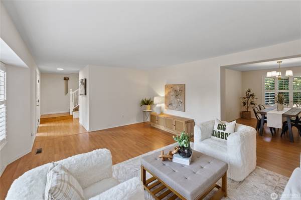 $689,000 / 4br - 2128ft2 - Lovely Gig Harbor 4 BR (Gig Harbor)63934415763842124