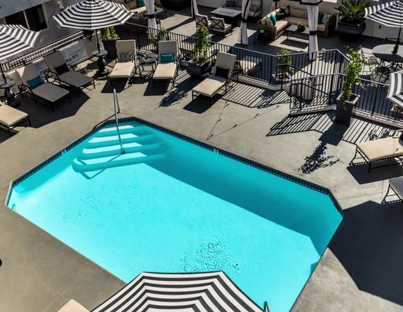 $2,495 / 1br - $500 OFF! 6 WEEKS FREE - Comfortable Social Lounge + Garage Parking (Hillcrest)63998454183939123
