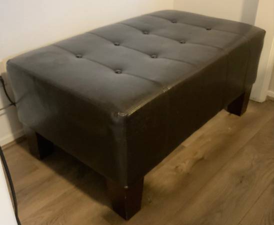 LARGE OTTOMAN 1
