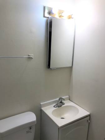 $1,795 / 2br - 750ft2 - Spacious 2-Bedroom next to UW (U-District)64031135927555123