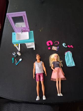 Barbie Shaving Fun and Barbie Spa sold together 1