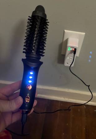 Cordless heating round brush 1
