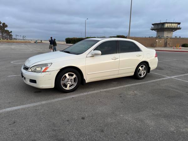 Honda Accord Híbrido 2007 - $3,600 (Venice beach)63618268030595121