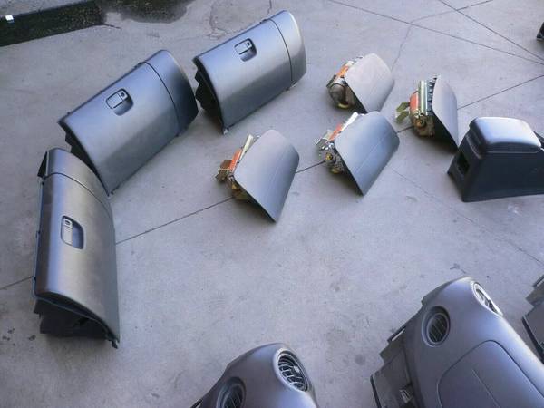 2005 SUBARU IMPREZA WRX STI GLOVE BOX 1