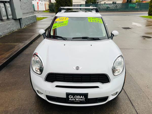 2013 MINI COOPER COUNTRYMAN S ALL4 AWD, hatchback cargado, 4 puertas. ***VENTA*** - $6.900 (PORTLAND, OREGÓN)63498476922115123