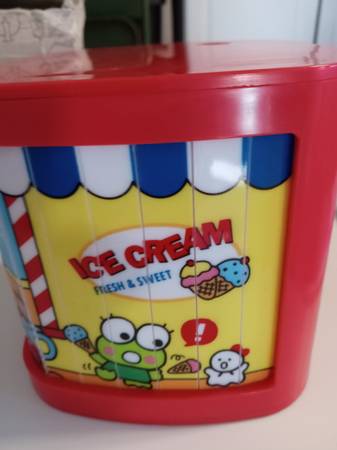 CAJA DE TRINKET VINTAGE DE HELLO KITTY - $20 (brentwood / oakley)63471477475841121