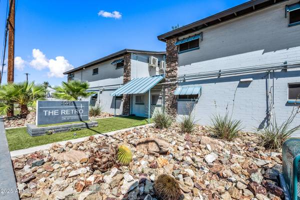 $799 / 300ft2 - 3025 N 32nd ST #45 (Phoenix)64024995235329120