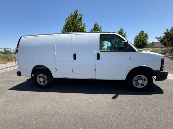 2009 Chevy express 2500 - $7,250 (Sacramento)63613706691457123