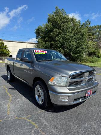 Ram 1500 Crew 4WD de segundo propietario - $16,500 (Loganville)63491772985089123