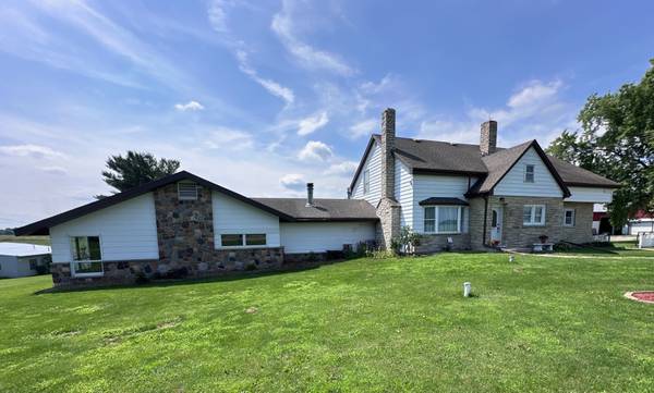 $460,000 / 4br - 4925ft2 - Residencial y Comercial Todo en Uno! (Marion)63845964067203120