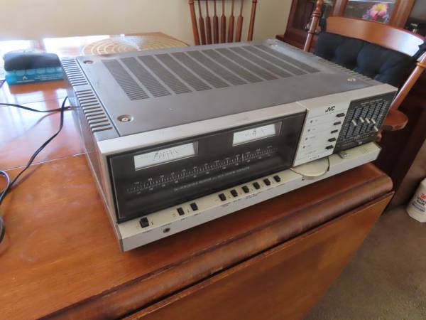 JVC Reciever 1