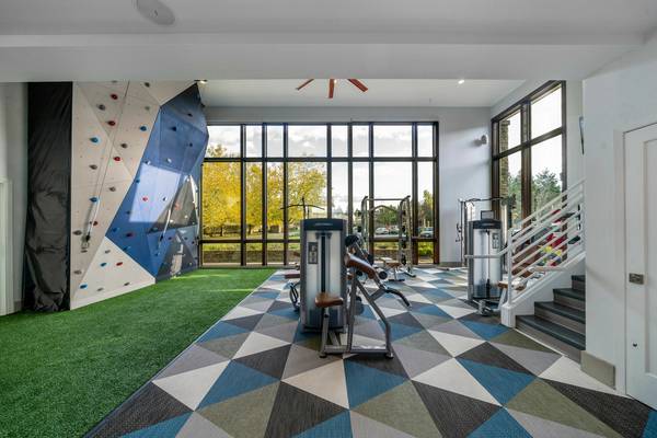 1 bedroom, Online Payments Available, Free Coffee Bar 1