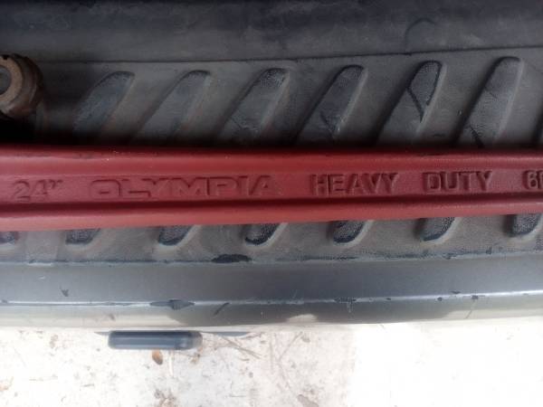 Olympia 24 Inch Heavy Duty Pipe Wrench - $40 (Ariton)63442187044483121