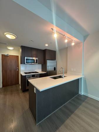 Premium 1-Bedroom Apartment at Capstan Village with A/C 1