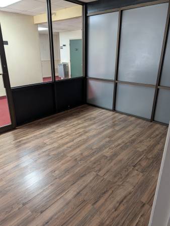 Office/Retail Space Downtown Arlington 1