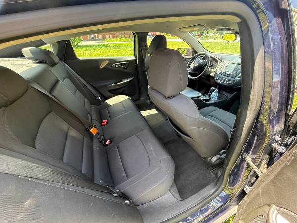 2018 CHEVY MALIBU LT - $7,500 (Chicago)63624841715201124