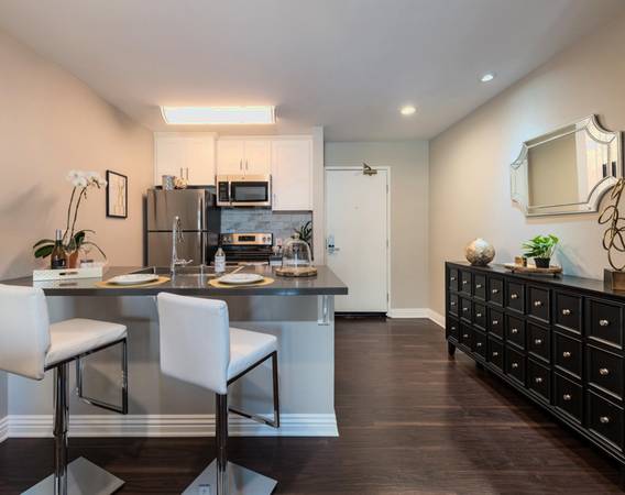 $2,150 FIRST MONTH FREE!! - Pets Welcome, Studio, 1 & 2 Bed Options (Hillcrest)63701665461891123