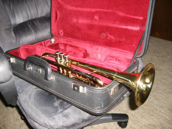 Besson Trumpet Model 609 1