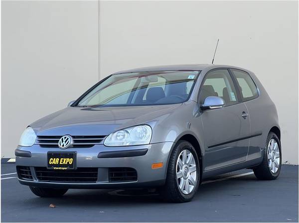 2009 VW Volkswagen Rabbit S Hatchback 2D hatchback United Gray - $7,997 (CALL 530-464-5165 FOR AVAILABILITY)62970097630339123