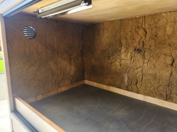 Terrario doble personalizado de madera con decoración (Spanaway)63443593093635123