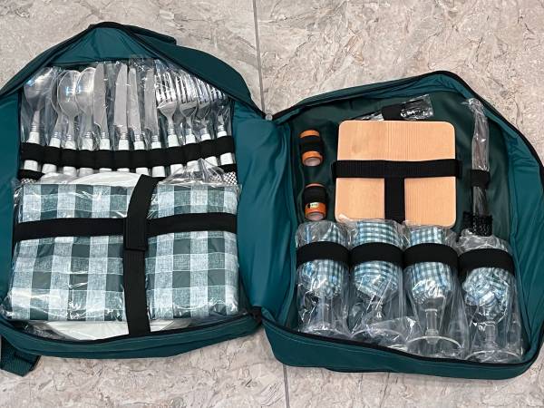 Backpack for Gourmet Picnic 1