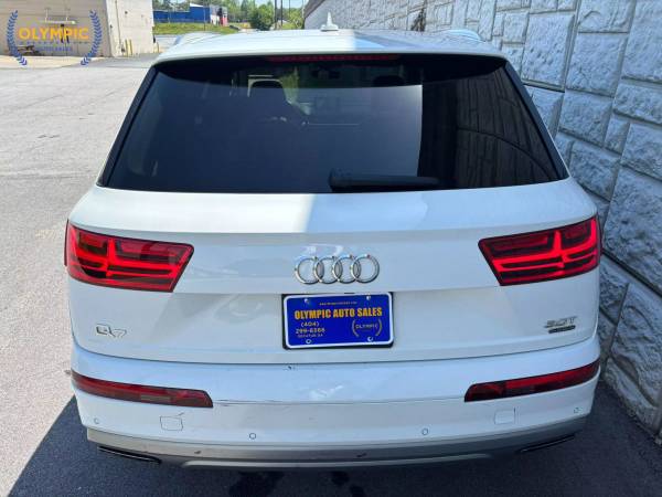 2017 Audi Q7 - ¡Cómpralo aquí, paga aquí disponible! - $17,600 (Atlanta)63620506173953124