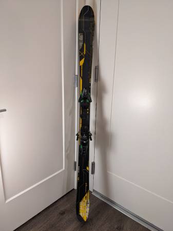 ThreeSixtyFive Morpheus Skis, twin tip, 156cm. Salomon z12 bindings 1
