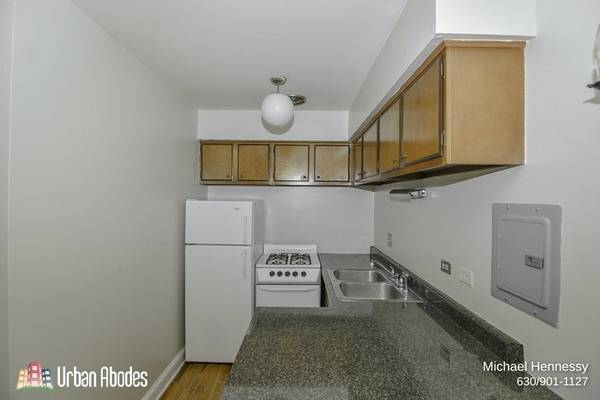 $1,450 / 400ft2 - Enhanced Studio, 1 Bath in Lincoln Park, Available: 11/1/2025 (Lincoln Park)63898985340803122