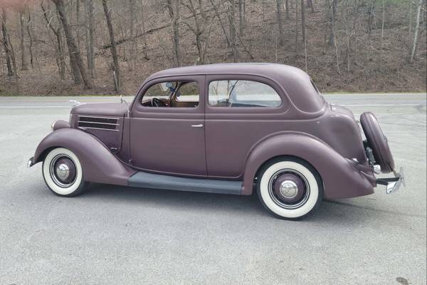 1936 Ford Tudor Sedan - $20,000 (Rockford)636251054606111224
