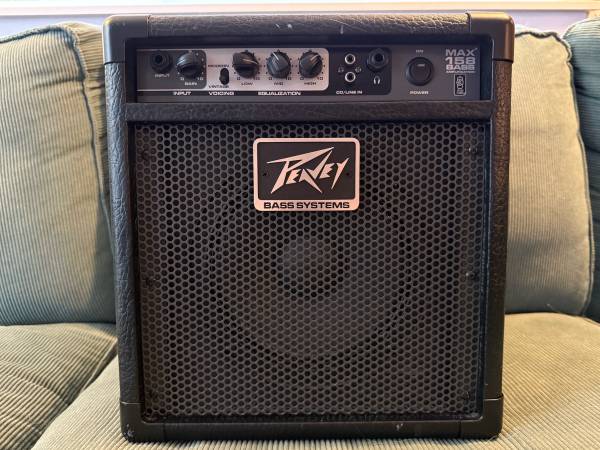 Peavey MAX 158 Amplificador de Bajo para Práctica - $60 (Bothell)63440630757249120