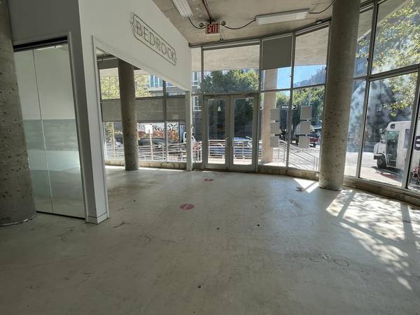 $25,000 / 4000ft2 - Huge commercial space for rent NO BROKER FEE (Williamsburg)63854481019777121