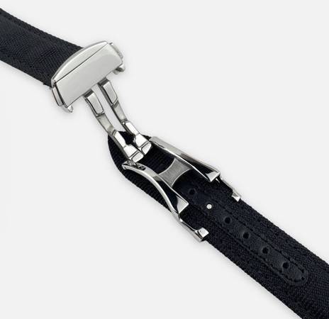 Watch Sailcloth strap w/deployment clasp BNIB 20mm w/pin set & tool 1