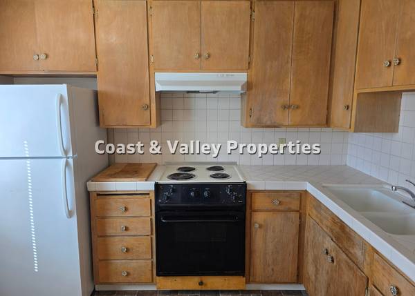 $1,750 / 1br - Wonderful Apartment in South Salinas for RENT!!!64009502075137122